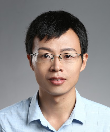 洪燕勇（半身照）压缩